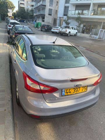 פורד פוקוס