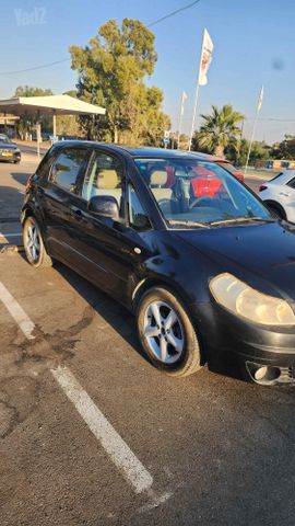 סוזוקי SX4