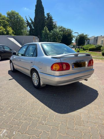 טויוטה קורולה