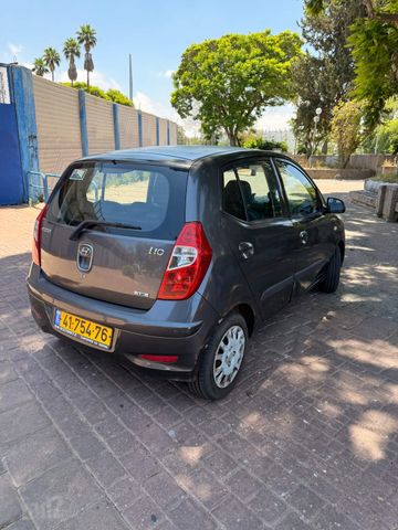 יונדאי i10