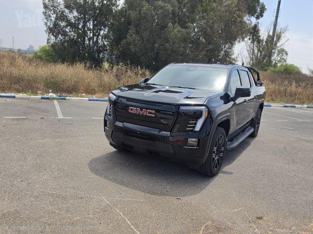 מודעת רכב ג'י.אם.סי סיירה EV