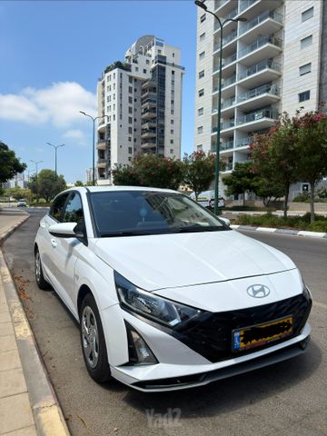 יונדאי i20