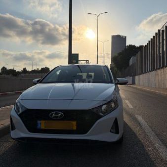 יונדאי i20