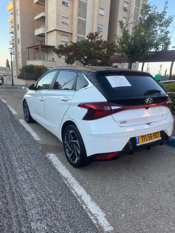יונדאי i20