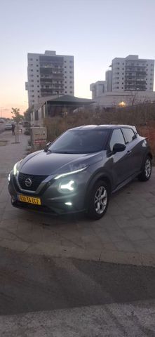 ניסאן ג'וק