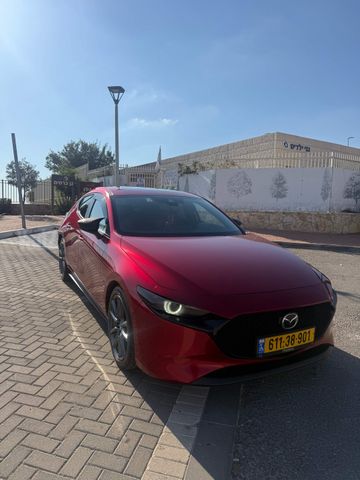 מודעת רכב מאזדה 3