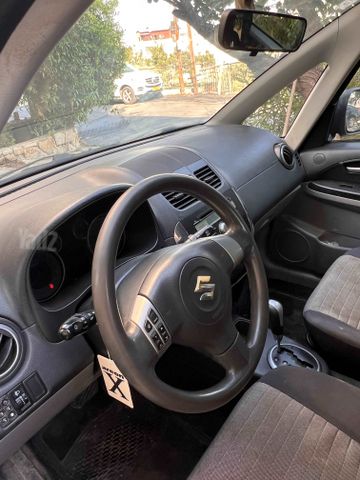 סוזוקי SX4