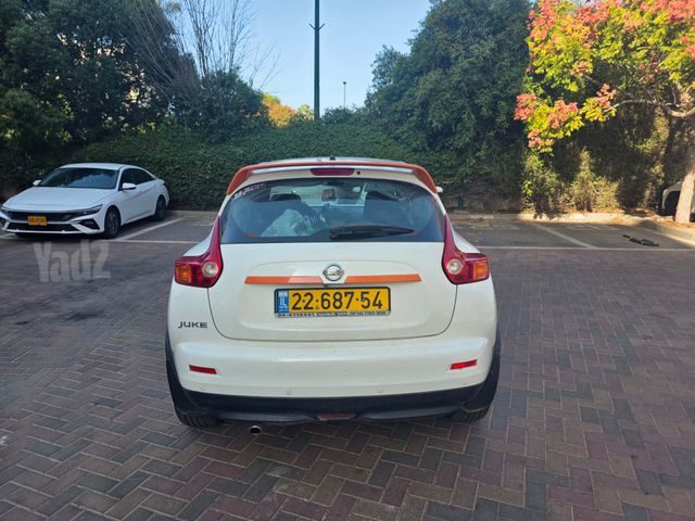 ניסאן ג'וק