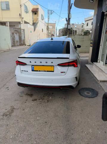 סקודה אוקטביה