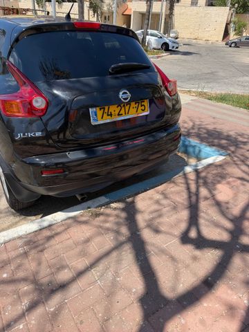 ניסאן ג'וק