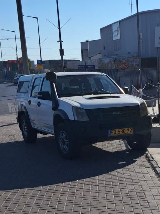 איסוזו די-מקס