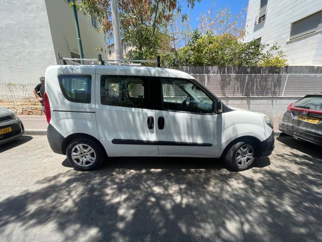 מודעת רכב פיאט דובלו