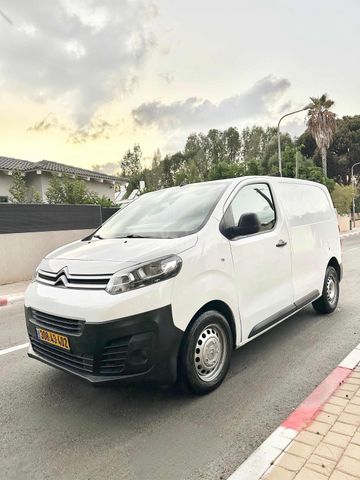 מודעת רכב סיטרואן ג'אמפי