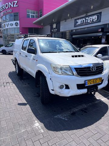 טויוטה היילקס