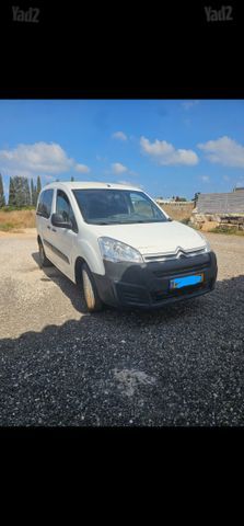 מודעת רכב סיטרואן ברלינגו