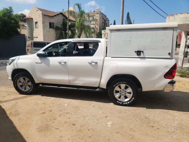 טויוטה היילקס