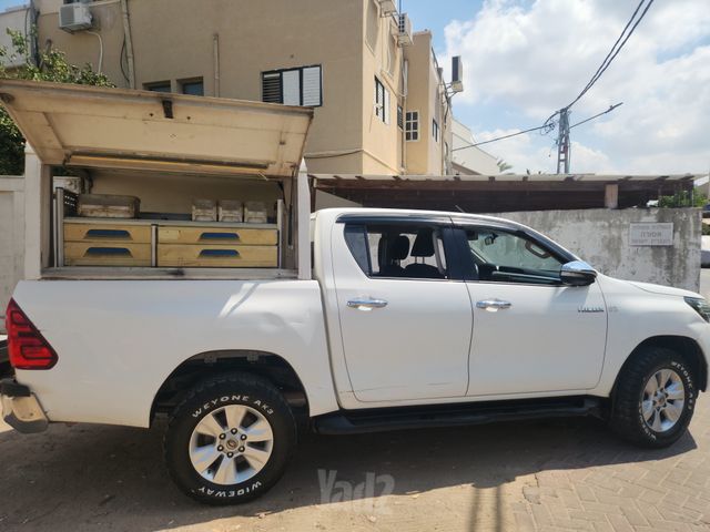 טויוטה היילקס