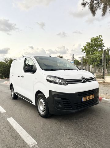 מודעת רכב סיטרואן ג'אמפי