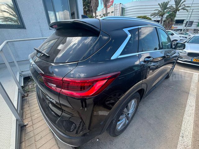 אינפיניטי QX50