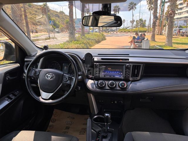 טויוטה RAV4