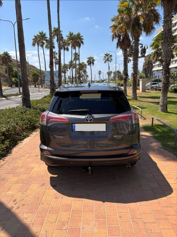 טויוטה RAV4
