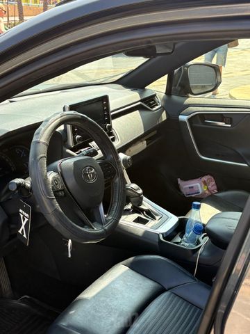 טויוטה RAV4