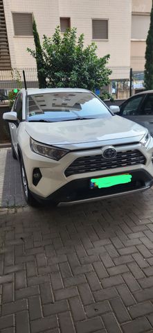 טויוטה RAV4
