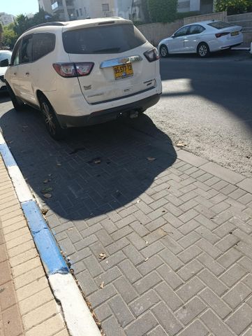 שברולט טראוורס