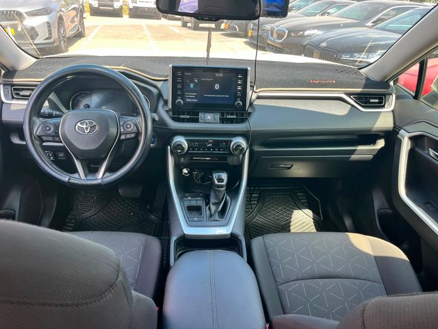 טויוטה RAV4