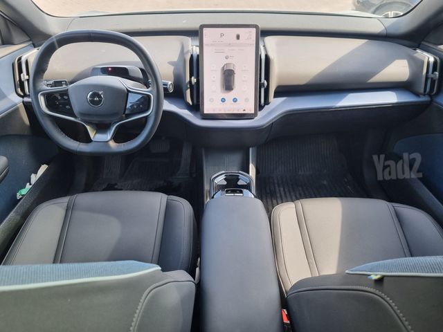 וולוו EX30