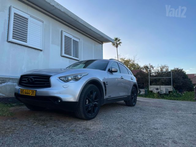 מודעת רכב אינפיניטי QX70