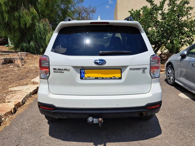 סובארו פורסטר