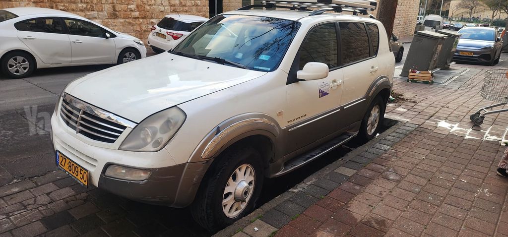 מודעת רכב סאנגיונג רקסטון