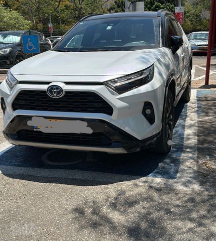 מודעת רכב טויוטה RAV4