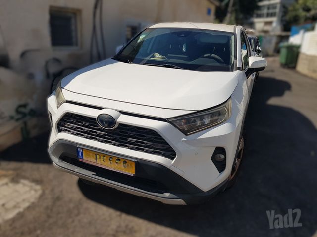 מודעת רכב טויוטה RAV4