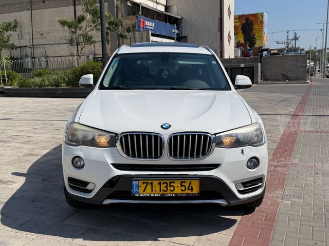 ב מ וו X3
