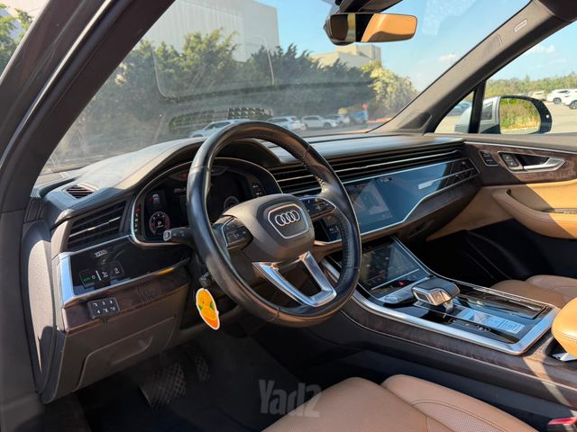 אאודי Q7