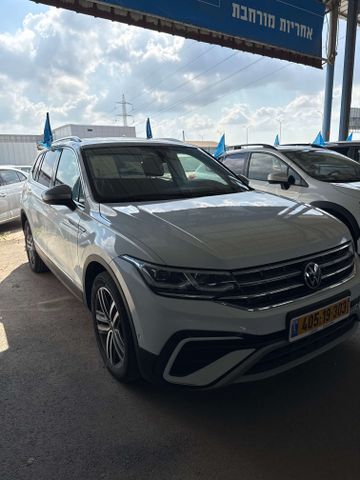 פולקסווגן טיגואן אולספייס