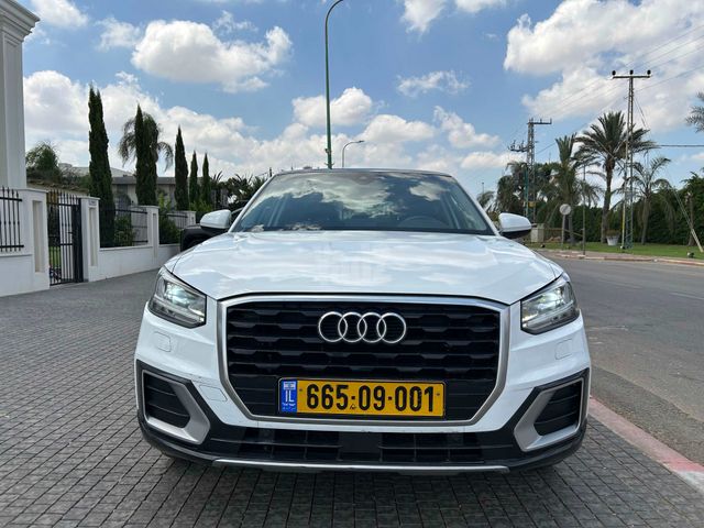 מודעת רכב אאודי Q2