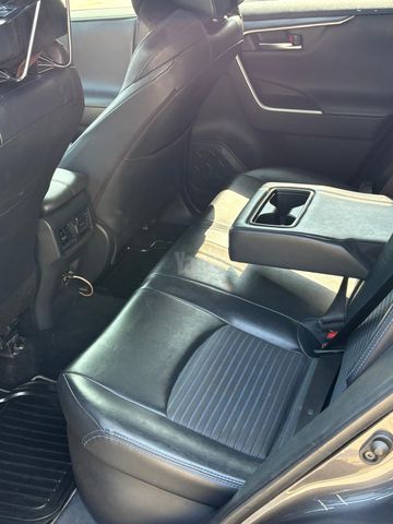 טויוטה RAV4