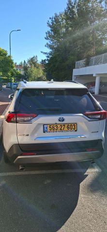 מודעת רכב טויוטה RAV4