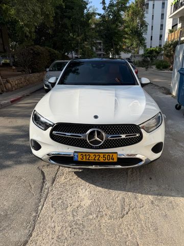 מרצדס-בנץ GLC קופה 
