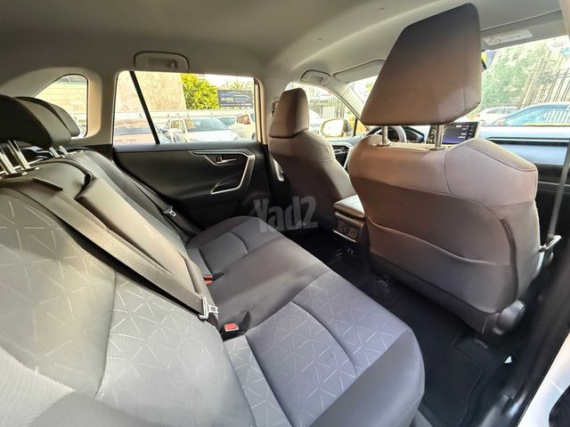 טויוטה RAV4