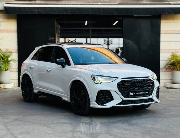 אאודי RS Q3