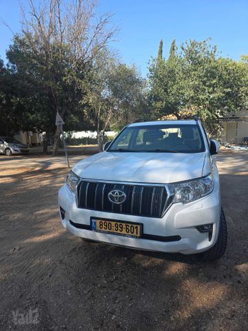 מודעת רכב טויוטה לנד קרוזר