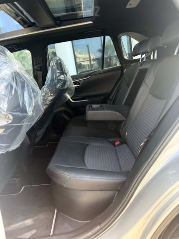 טויוטה RAV4