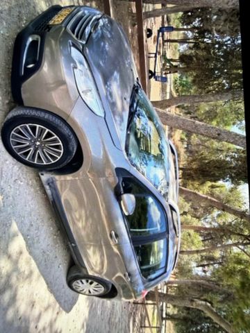 מודעת רכב פיג'ו 2008