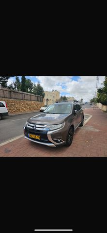 מודעת רכב מיצובישי אאוטלנדר