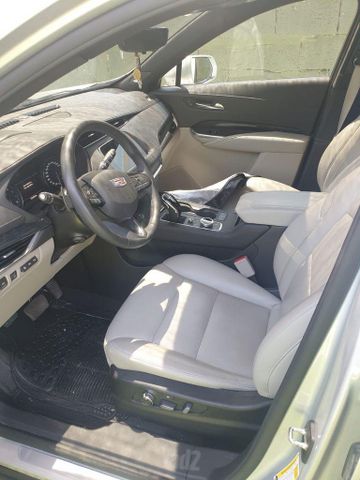 קאדילק XT4