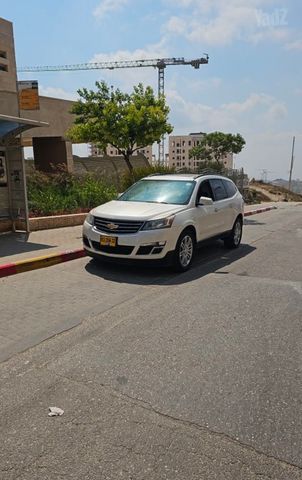 שברולט טראוורס